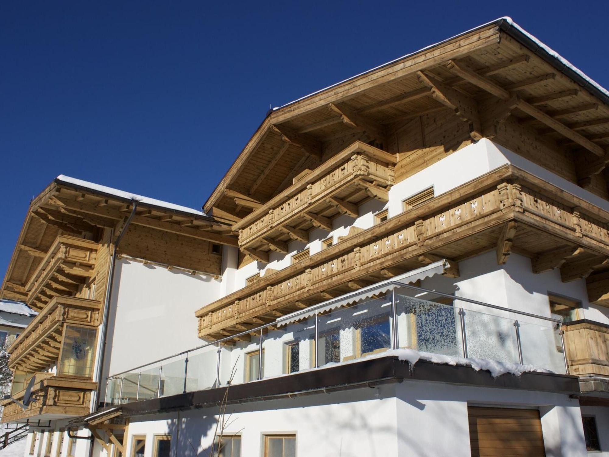 Chalet In Koenigsleiten Near Ski Area With Sauna Кёнигслайтен Экстерьер фото