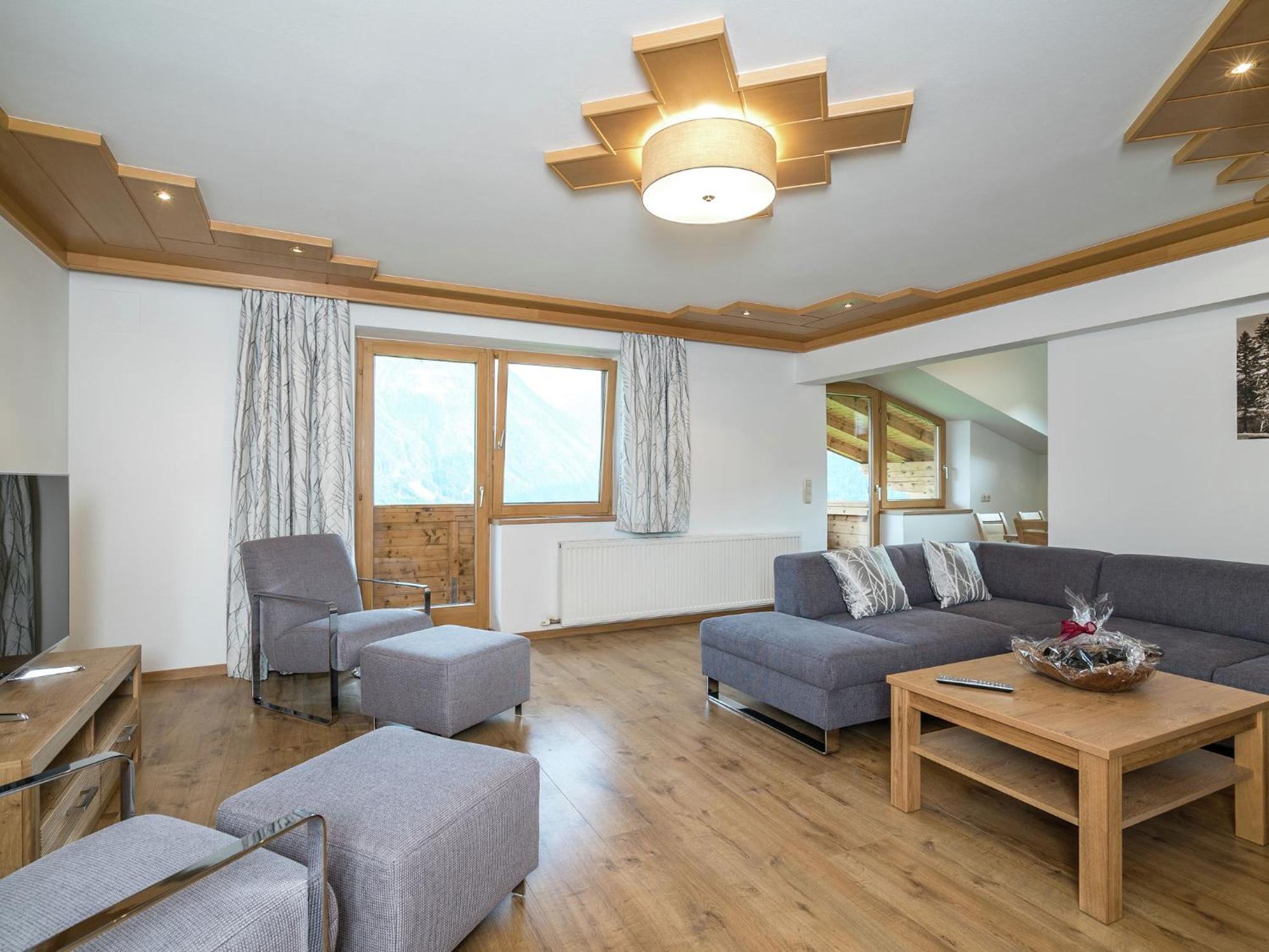 Chalet In Koenigsleiten Near Ski Area With Sauna Кёнигслайтен Экстерьер фото